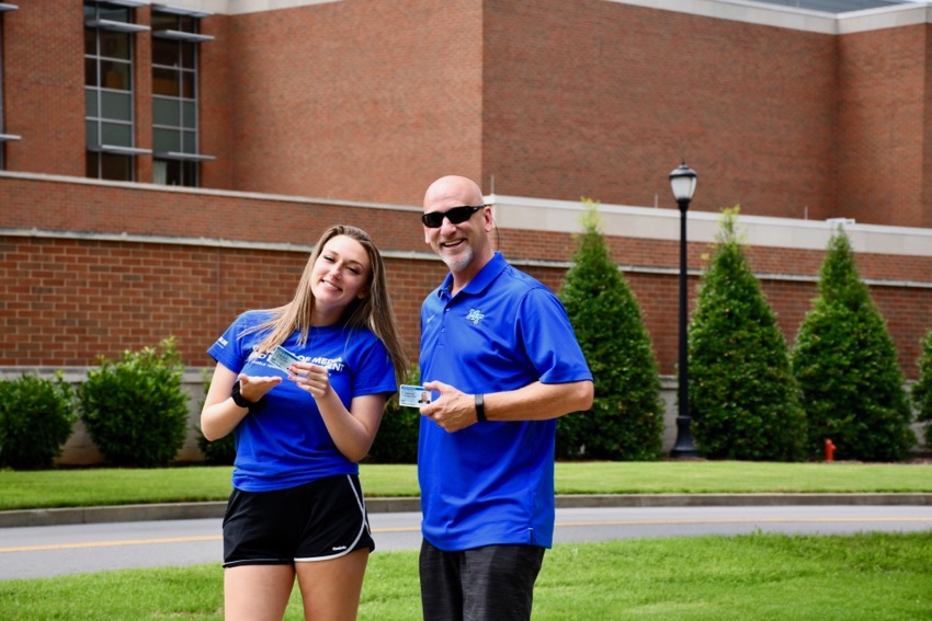 Madisyn and Chuck Searles on the MTSU campus